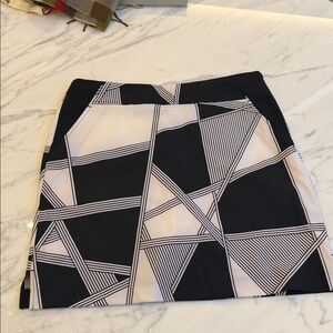 EP Pro Black and White Geometric Mini Skirt